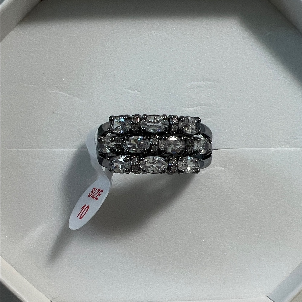 BP Size 10 Echoing Summer Kisses Ring RG17936 - Bomb Party